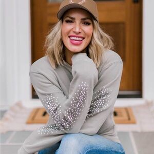 Eva & co Eva Shockey Women's axis deer Sweatshirt crew large